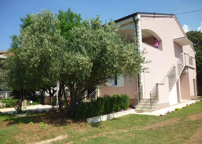 Apartman In Starigrad-paklenica 41707 Starigrad Paklenica