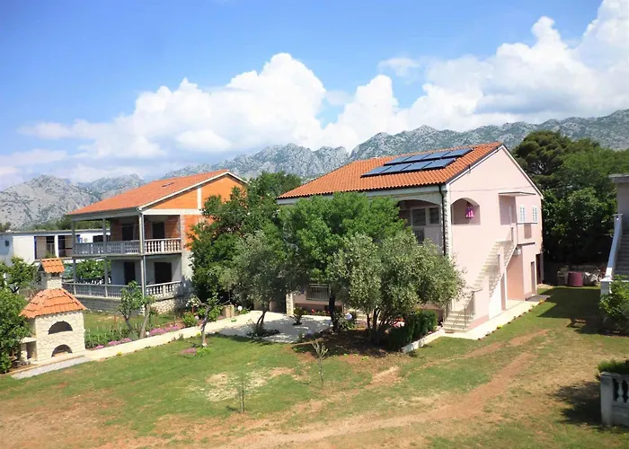 In Starigrad-paklenica 41707 דירה *