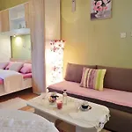 Apartment In Starigrad-paklenica 41707