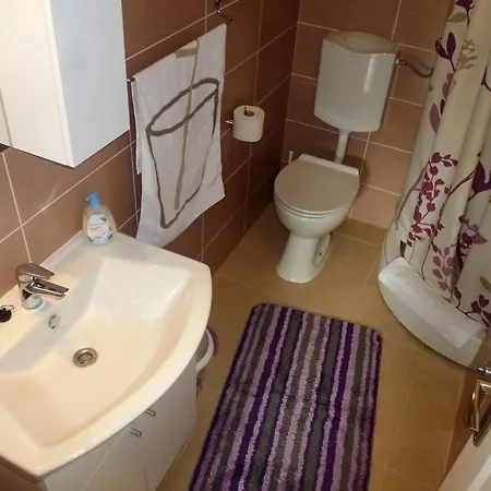 In Starigrad-paklenica 41707 Appartement Starigrad Paklenica