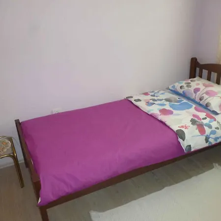 In Starigrad-paklenica 41707 Appartement *