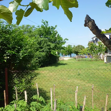 Apartamento In Starigrad-paklenica 41707 Starigrad Paklenica