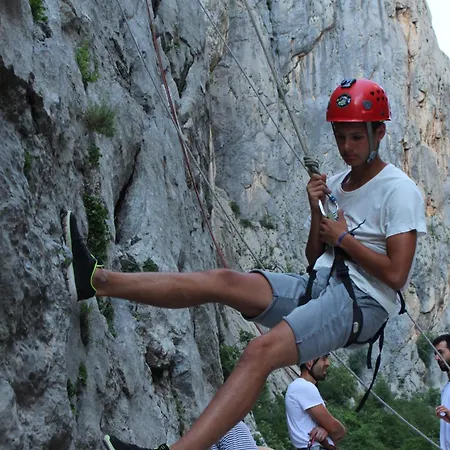 In Starigrad-paklenica 41707 *